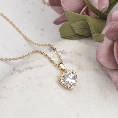 China 2021 New Arrivals Products Jewelry Gifts CLASSIC Zircon Heart Trending Pendant Necklace for sale