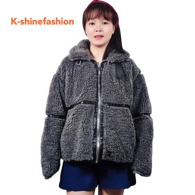 China Breathable Women's Shearling Sheepskin Fur Coat Thick Warm Faux Fur Jacket for sale