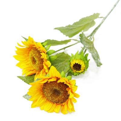 China Wholesale YIWAN YIWAN Hot Selling Sunflower Silk Flocking Branches 3 Heads Flocked Big Sunflowers For Hotel Wedding Home Decoration for sale