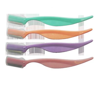 China Plastic Eyebrow Razor With Cover Volume Supply Excellent Quality Plastic Eyebrow Razor With Cover For Shaving Eyebrow for sale