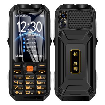 China Q9 Button Mobiltelefon 3,5 Zoll 4 SIM-Karte 4500mAh Bluetooth Taschenlampe FM Radio 2G zu verkaufen