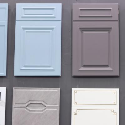 Cina Fogli di cartone MDF laminato ad alto lucido da 25 mm per la porta del gabinetto della cucina in vendita