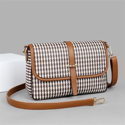 China 2022 Women's Fashionable Water Resistant Cross - Body Bag Designer Handbags And High Quality Soft Leather Messenger Bag Purses Shoulder Bag for sale