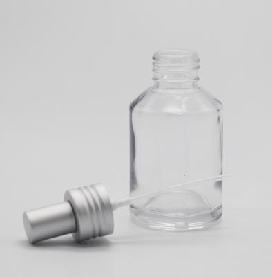 China Personal Care 50ml Clear Shoulder Screw Neck Perfume Glass Sloping Bottle With Mist Sprayer for sale