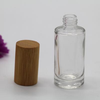 China Wholesale Empty Personal Care 13ml Nail Polish Glass Bottle With Wooden Cap for sale