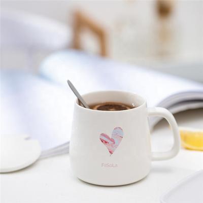 China Creative Viable Mug Creative Couples Coffee Breakfast Milk Family Ceramic Mug With Lid Scoop for sale