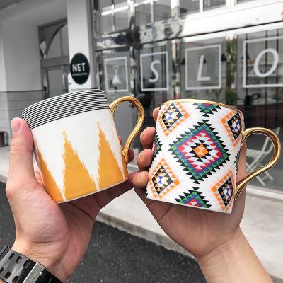 China Viable Light Luxury Handle Cup Gold Cup Creative Commercial Ceramic Coffee Mug Wedding Gift for sale