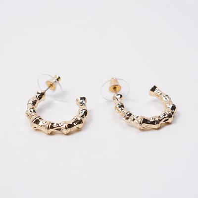 China Fashion personality temperament jewelry earrings joint bamboo gold oval women's earrings new hot sale TRENDY for sale