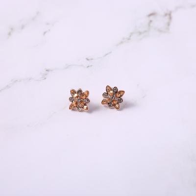 China FASHIONABLE Classic Korea Jewelry Gold Flower Rhinestone Glass Stud Earrings for sale