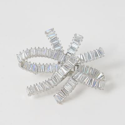 China New 2021 Fashion Korean Atmosphere Super Instant Scale Bow Brooch Fashion Exaggerated Cubic Zircon Brooch for sale