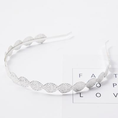 China 2021 fashion temperament alloy leaf headband Korean women simple and fashionable design fashion headband for sale