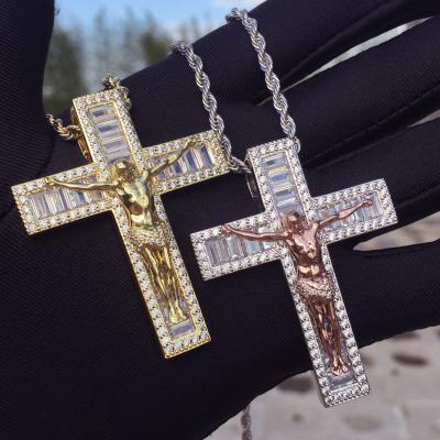 China Kingyee FASHIONABLE Jewelry Rose Gold Plating Hand Setting Brass Cross Pendant for sale