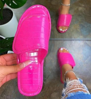 China New 2020 Breathable Comfortable Ladies Slippers Home Slippers Flat Open Toe Slip On Slippers for sale