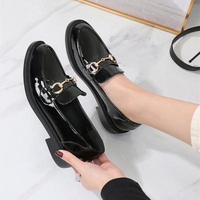 China Popular Breathable Fashion PU Ladies Shoes Black Beauty Flats Spring Breathable Loafers for sale