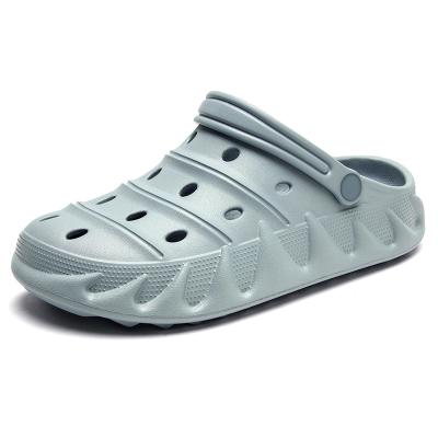 China Wholesale SP111 Summer Men's and Women's Breathable Classic Clog Shoes Outdoor EVA Garden Sandals Shoes Home Clogs for sale