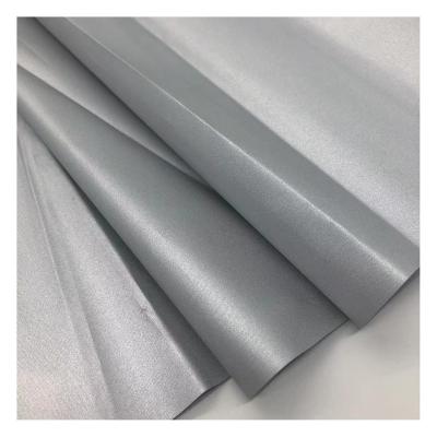 China Tear-resistant 210T 100 Polyester Taffeta Fabric PA/AC+PU Coated Silver Coated Polyester Taffeta Fabric For Sunshade for sale