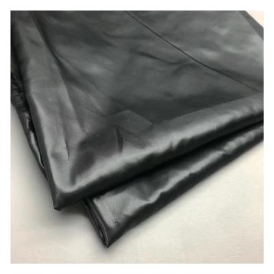 China Tear-Resistant 300T High Temperature Oil Taffeta Outdoor Calendering Fabric For Garment Lining for sale