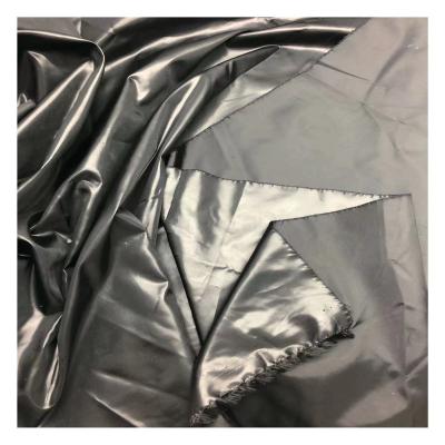 China Good Prices Tear-Resistant Light Weight 100Polyester Taffeta Soft Calendering Bright Fabric For Mens Clothes for sale