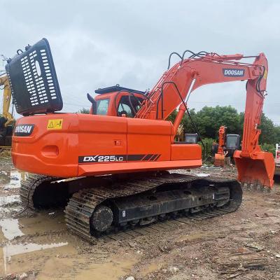 China DX225LC DX225 Gebruikte Doosan graafmachines 22T Graafmachine Crawler Graafmachine Type 1.28m3 Te koop