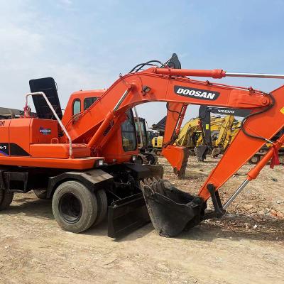 Chine Excavatrices Doosan de 15 tonnes utilisées de taille moyenne Dh150-7 Excavatrices à roues à vendre