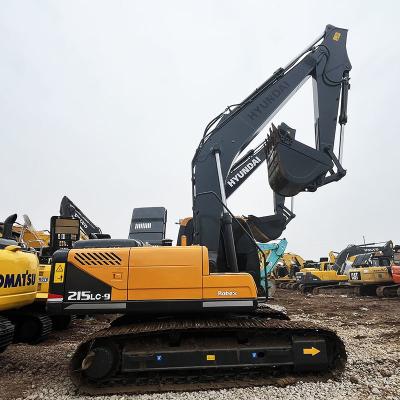 Chine 215 Excavatrice utilisée Hyundai de 21 tonnes 2e machine utilisée pour le creusement à vendre