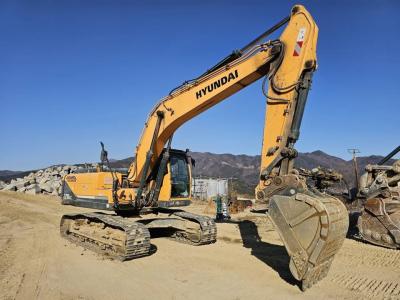 China Original Brand Used Hyundai 220LC Crawler Hydraulic Excavator 22 Tons Construction Second Hand Digger for sale