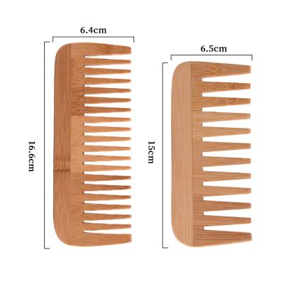 Cina Wholesale Bamboo Wide Tooth Wooden Bamboo Comb Eco-friendly Home Beard Comb in vendita