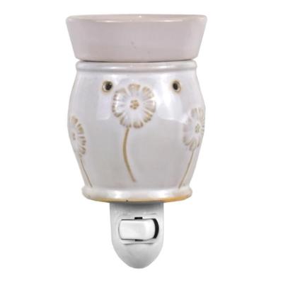 China Modern Custom Design Ceramic Aroma Electric Night Light Bedroom Essential Oil Burner for sale