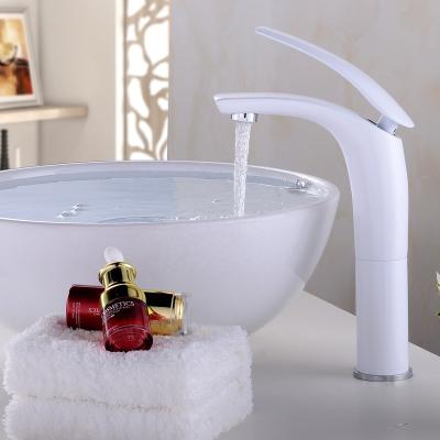 China Hot Large Single Lever Metered Bath Brass Mixer Tap Basin Faucet Cold Water Mixer Tap Basin Faucets For Bathroom for sale