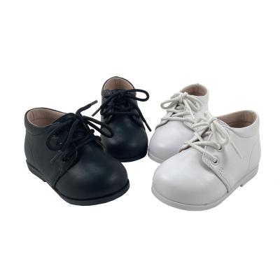 China 2022 Round Black White Lace Up School Casual Shoes Newborn Baby Boys Leather Shoes Toddler Kid Shoes for sale