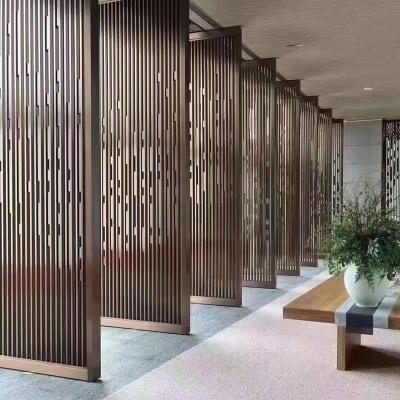 China Hollywood Glam Chinese Factory Style Metal Artwork Custom Panals Stained Living Room Dividers Screens Glass Metal Screen Room Divider for sale