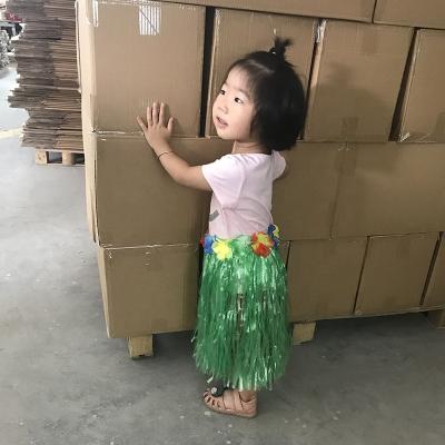 China Free Shipping PP Kids Polynesian Dance Hawaiian Grass Dance Skirt With Flower For Kids, Set Of 6 for sale