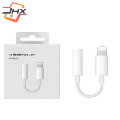 China For IPhone 7/7plus/8/8plus/X/Xs/Xr/Xs Max/11/11Pro/11Pro Max New 2021 For iPhone 3.5mm Jack Adapter Audio Headphone For iPhone Earphone Adapter apple earphone for sale