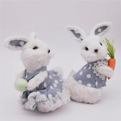 China 2022 festival decoration Desgin white dress up the new pasen the decoratie bunny table Easter bunny decoration for sale