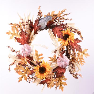 China Indoor Amazon Hot Selling Decoration Artificial Maple Leaves Autumn Decoration Harvest Wreath For Door Decoration for sale