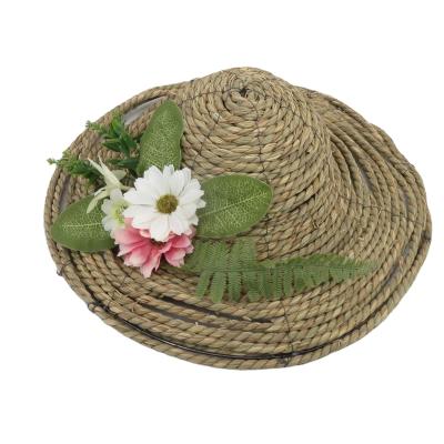 China 2021 New Style Indoor Nature Color Decoration Ornaments Rustic Corn Bran Straw Hat for sale