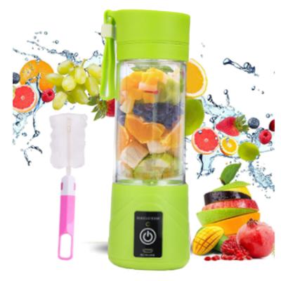 China Fruit Usb Car Wholesale Mini Portable Commercial Blender Fruit Juicer Hotel Factory Made for sale