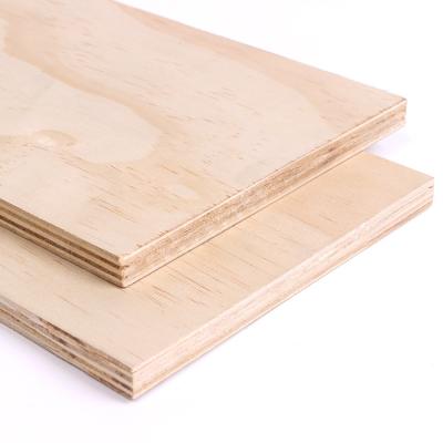 China Wholesale 4x8/1220x2440/2mm/3mm/6.5mm/3 Layer Contemporary Pine Plywood From Pine Plywood Panel Supplier for sale