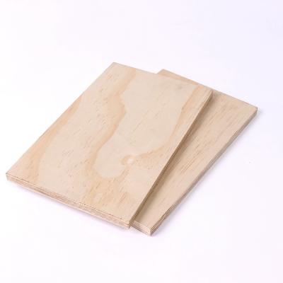 China Contemporary Fine Quality Multi-size Selection Pine Face Poplar Core Basement Plywood for sale