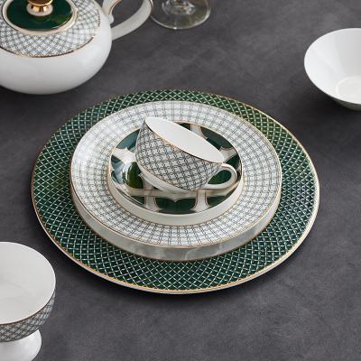 China PITO HoReCa Style Bone China Wedding Decal Western Luxury Viable Charger Dish Ceramic Dinner Set for sale