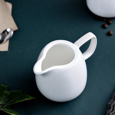 China Viable Star Restaurant Hotel White Classic Milk Pot Supplying Ceramic Porcelain Milk Pot PITO HoReCa Creamer Pot for sale