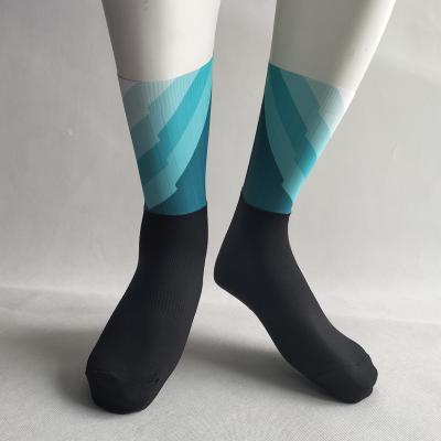 China Custom QUICK DRY Men's and Women's Breathable Air Cycling Sock for Outdoor Sport for sale