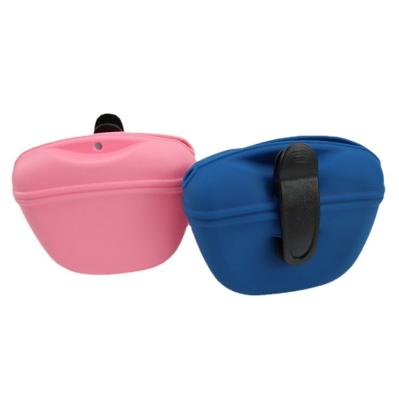 China Portable Pet Stored Feeding Food Outdoor Silicone Snacks Storage Waterproof Dog Training Bag Treat Pouch Size for sale