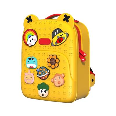 China Waterproof K16 School Bags Boys Girls Cute Daily Children's Backpack School Bags With Gift Box for sale