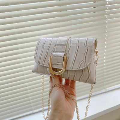 China Fashion 2022 spring and new retro simple saddle bag crocodile pattern summer single shoulder Messenger Bag for sale