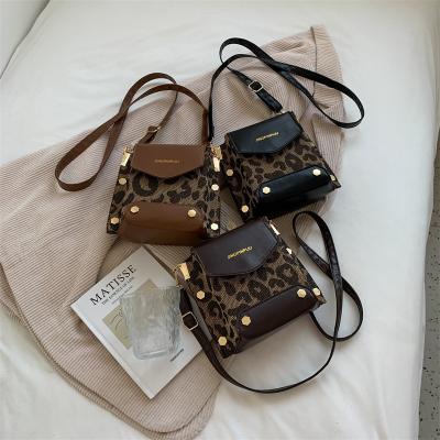 China High Quality Autumn Winter Versatile Brown Shoulder Bag Women PU Leather Cross Body Bag for sale