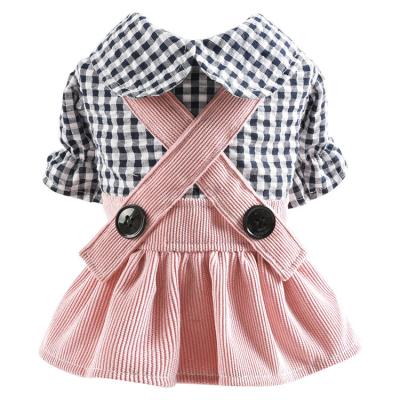 China Viable factory wholesale small and medium bipod puppies black button plaid suspender skirt for sale