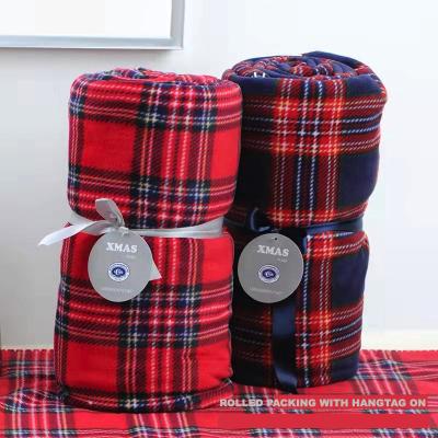 China Customized Print Two Layer Flannel Sherpa Fleece Soft Warm Wearable Blanket in 50