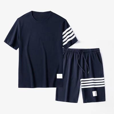 China New breathable high fashion four-bar T-shirt shorts loose casual short-sleeved sports suit for sale