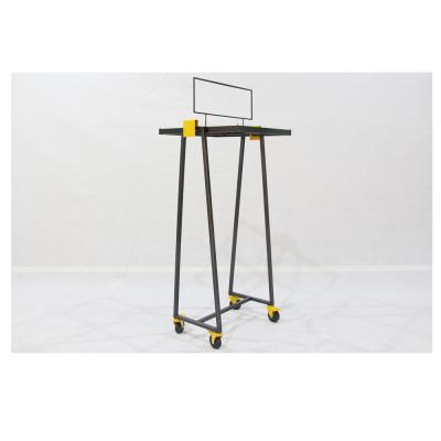 China Hot Iron Clothes Shop Shelf Fixtures Metal Iron Rack Clothing Store Retail Display Rack With 4 Wheels for sale